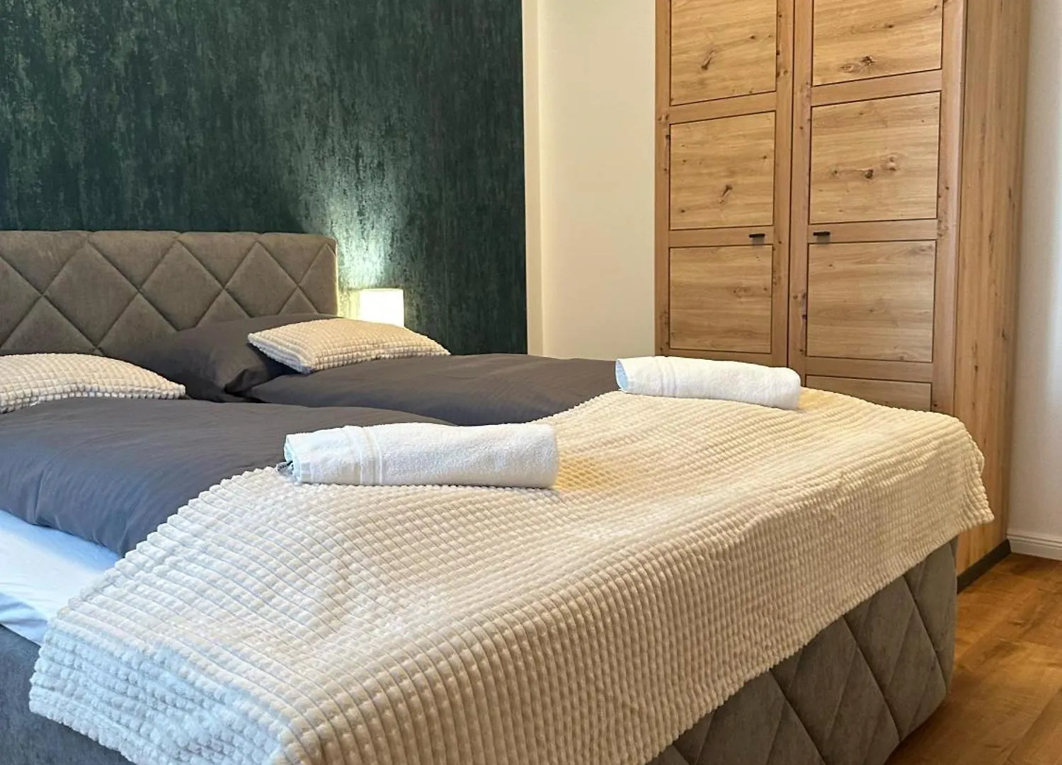דירה וינה Sweet 1Br & 1Lr Stylish Apartment, Around Donaustadt אוסטריה